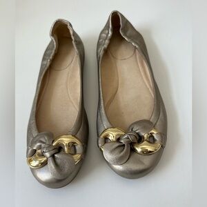 Stuart Weitzman Ballet Flat. Size 5.5. Excellent Condition
